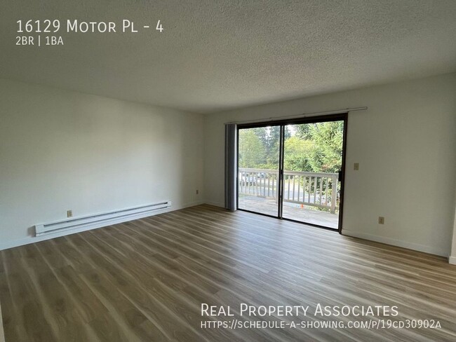 Building Photo - Lynnwood Two Bedroom