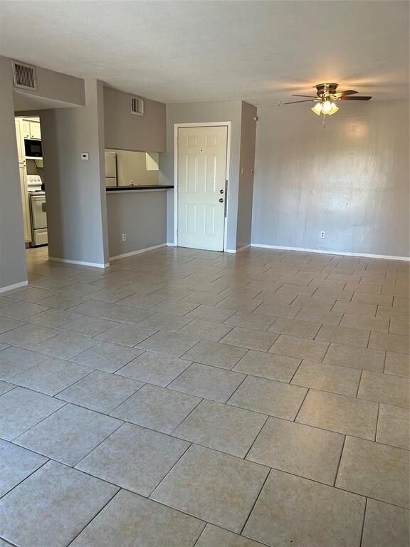 Photo - 206 Plaza Verde Dr Apartment