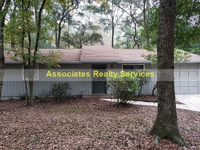 Foto del edificio - Sublease This Newly Renovated 2 bedroom wi...