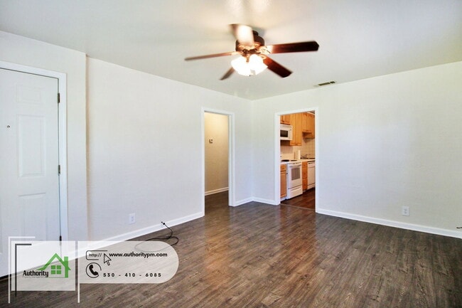 Building Photo - 3010 Church St