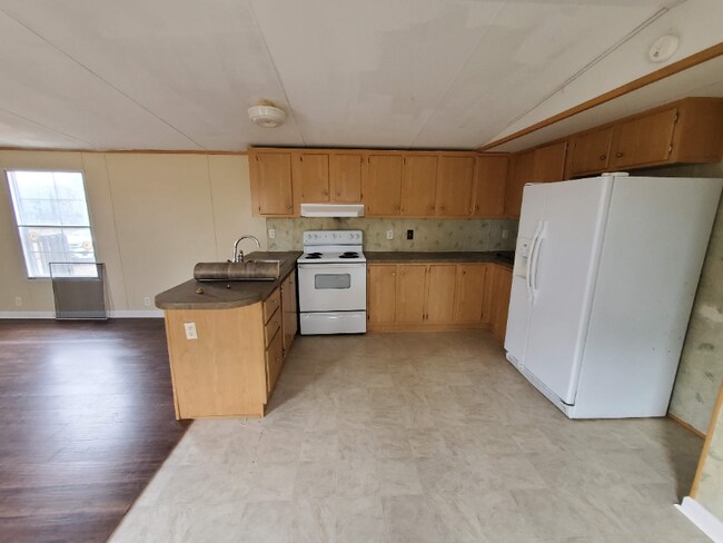 Building Photo - 25 Buttercup Dr