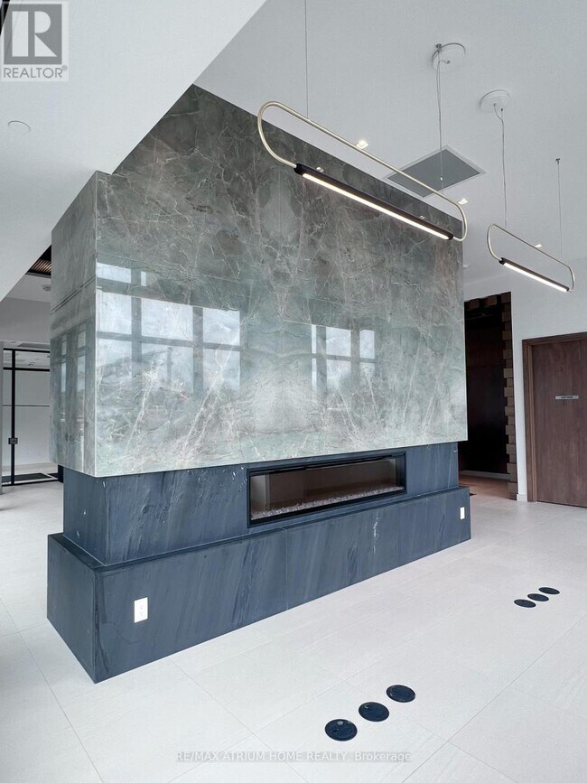 Photo du bâtiment - 188 Fairview Mall Dr