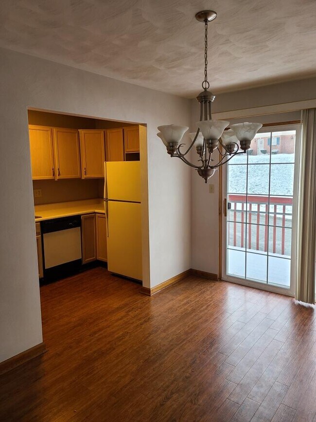 Foto del edificio - 606 Topper Way