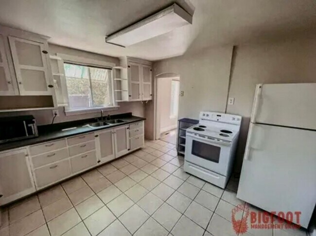 Foto del edificio - 408 E Porter St