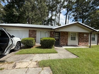 Building Photo - 320 W Whatley St