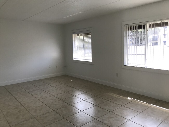 Foto del edificio - Nautica Apartments