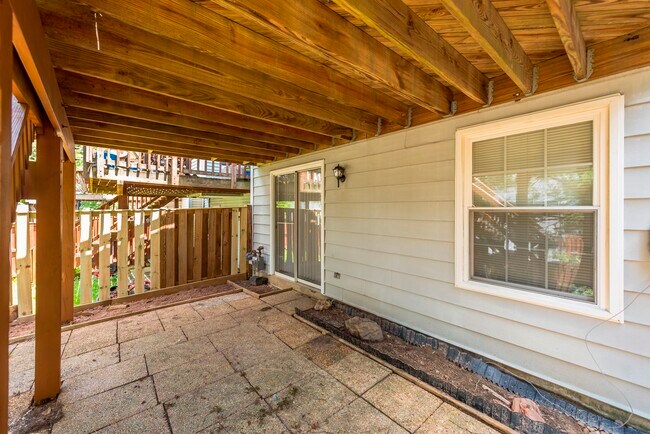 Foto del edificio - 12264 Dapple Gray Ct