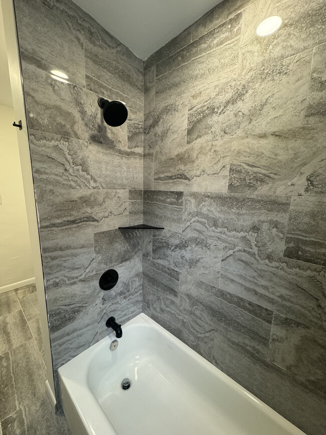 New Tub/shower - 2201 Coral St
