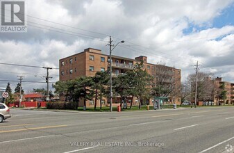 Building Photo - 1780 Lawrence Ave E