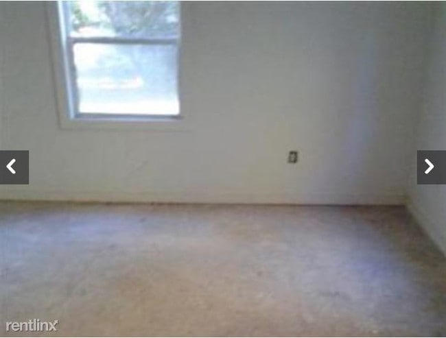 Building Photo - 124 N Weakley St