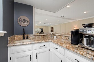 Building Photo - 16130 Hexham Dr