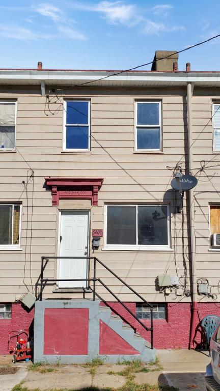 5409 1/2 Carnegie St 15201 - 5409 1/2 Carnegie St 15201