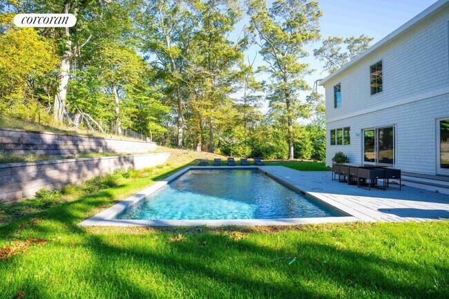 Building Photo - 79 N Bishop Ln