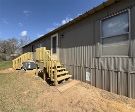 Building Photo - 1025 E Owings St