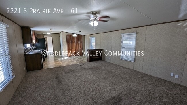 Foto del edificio - 2221 S Prairie Ave