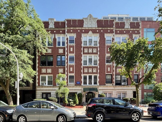 Building Photo - 457 W Melrose St