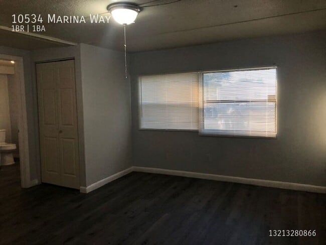Photo - 10534 Marina Way Apartment