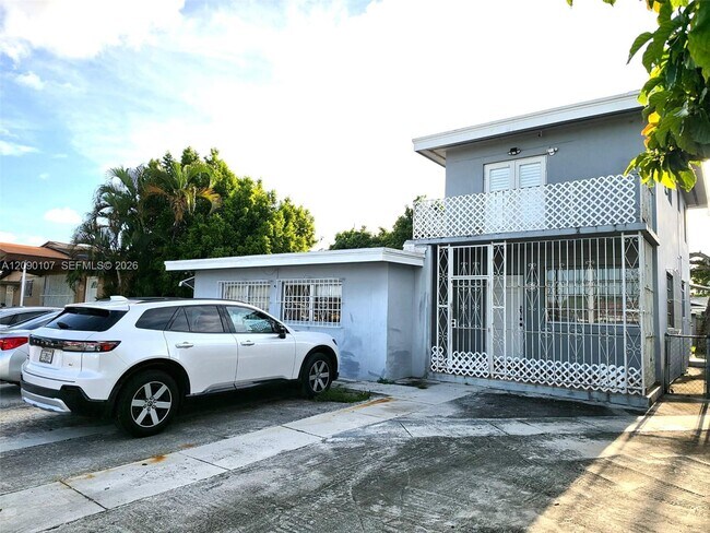 Building Photo - 84 NW 75th Ave