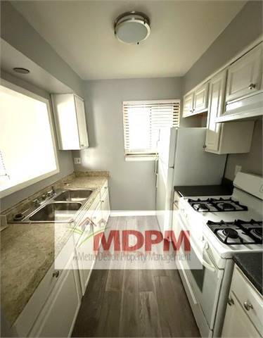 Foto del edificio - 20415 W 7 Mile Rd