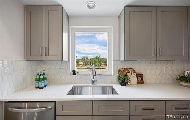 Building Photo - 8402 W 52nd Ave