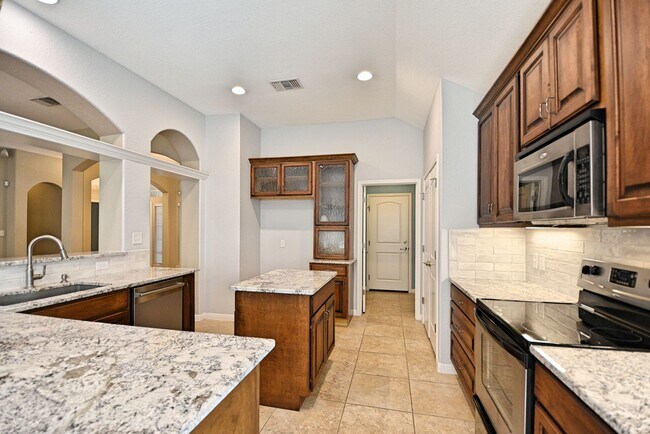 Building Photo - 1257 Nickel Creek