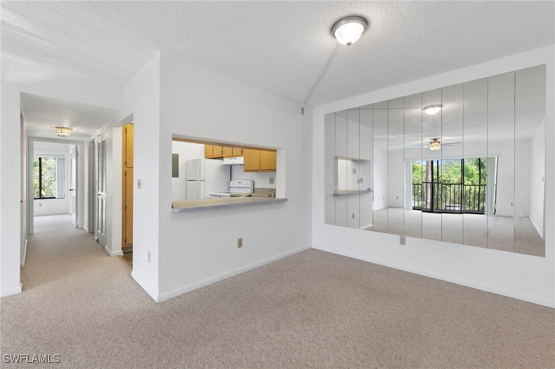 Building Photo - 9970 Sailview Ct