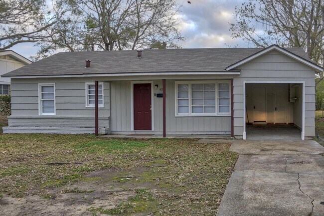 Building Photo - 1822 Orchid St.