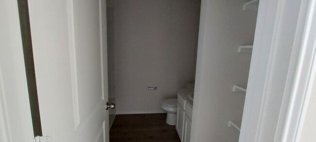 Building Photo - 1418 Saddlehorn Dr