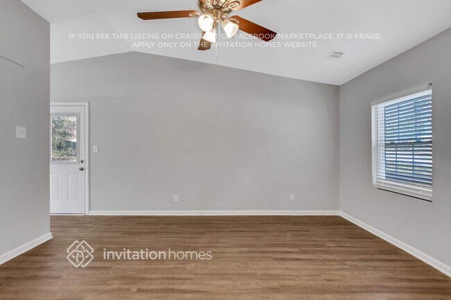 Building Photo - 1459 Meadowlark Dr