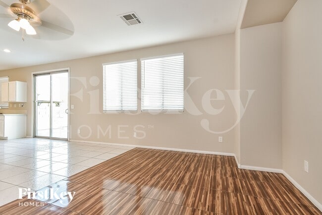 Foto del edificio - 2649 Salida Del Sol Ct