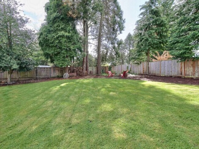Foto del edificio - 8150 SW Birchwood Rd