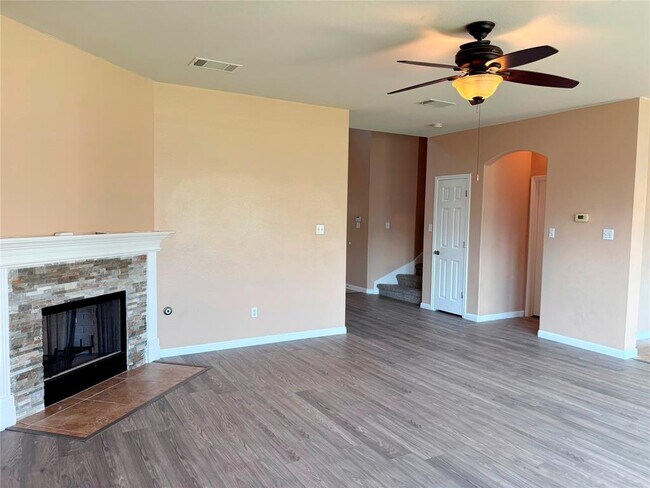 Foto del edificio - 4116 Meadow Bluff Way