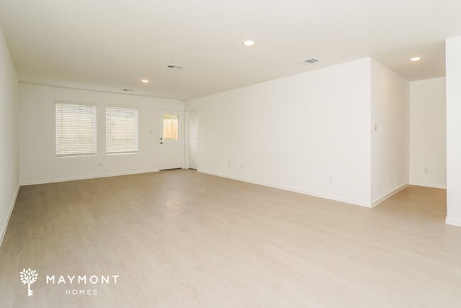 Building Photo - 14903 Warwick Shire