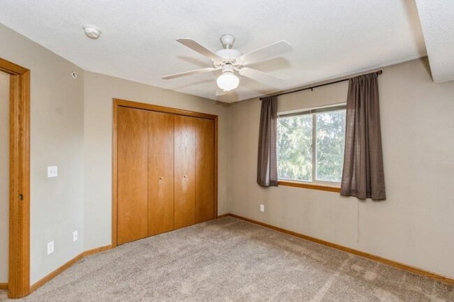 Building Photo - 20 Zeller Crossing