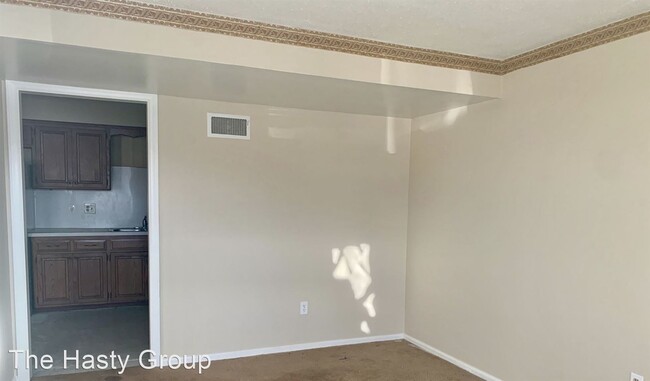 Building Photo - 1 br, 1 bath House - 10911 w 59th Terr