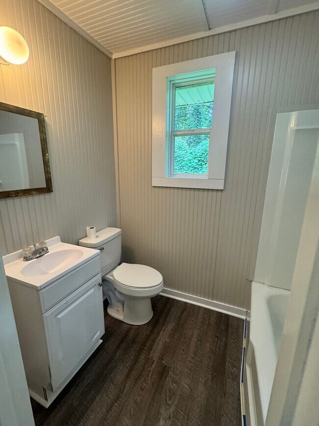 Foto del edificio - 307 Crawford Ln