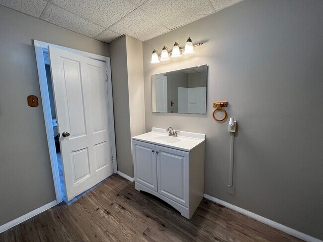 Foto del edificio - 3 Bedroom Home For Rent Now!