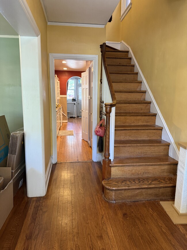 Foto del edificio - 2904 Parkwood Ave