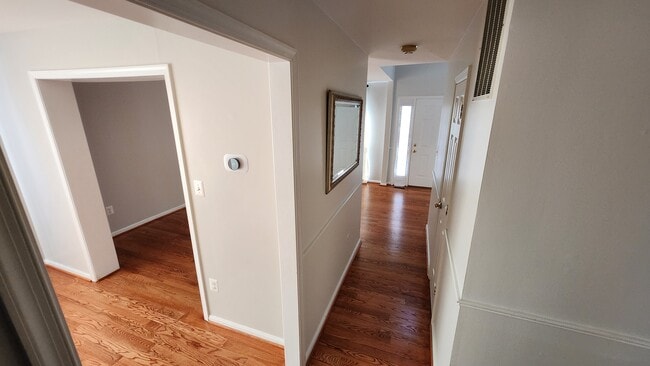 Building Photo - 13005 Bressler Way