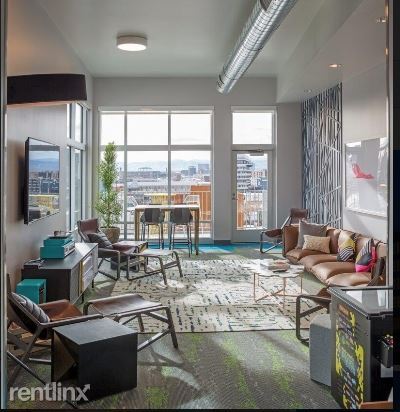 Building Photo - Studio, 1 bath Apartment - 3612 Wynkoop St