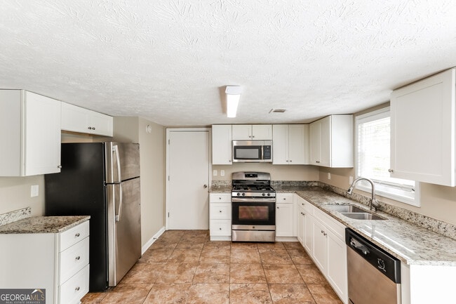 Foto del edificio - 3618 Chinaberry Ln