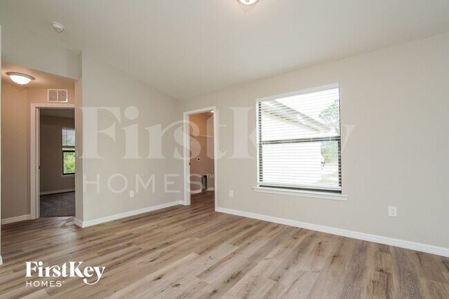 Foto del edificio - 1610 Karen Ave S
