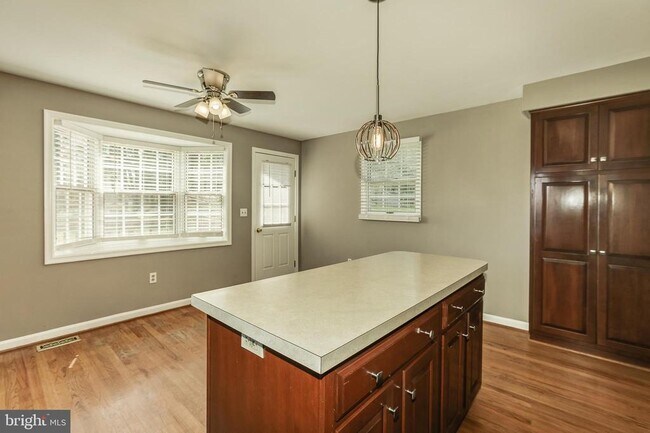 Building Photo - 4 Cinnamon Fern Rd