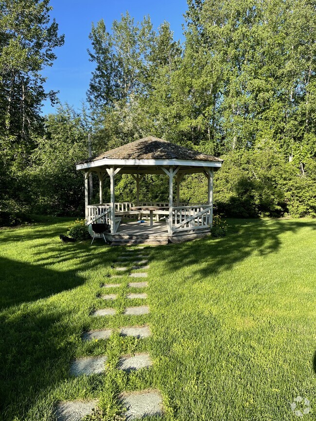 Best Luxury Russian Jack Park Condos for Rent Anchorage, AK 1