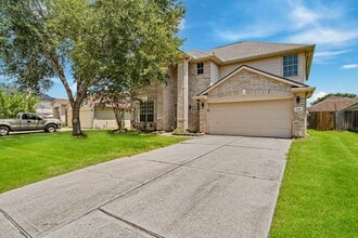 Building Photo - 9641 Weldridge Dr