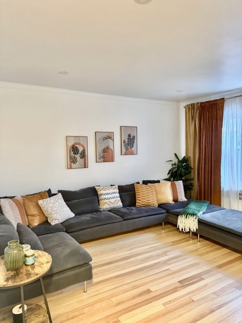 Building Photo - 4838 Av Isabella