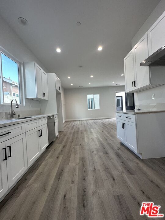 Foto del edificio - 6829 Bellaire Ave