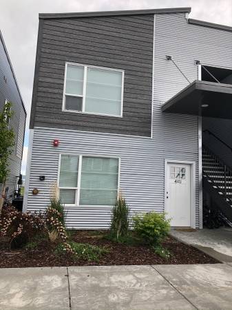 Building Photo - 591 Turin Way