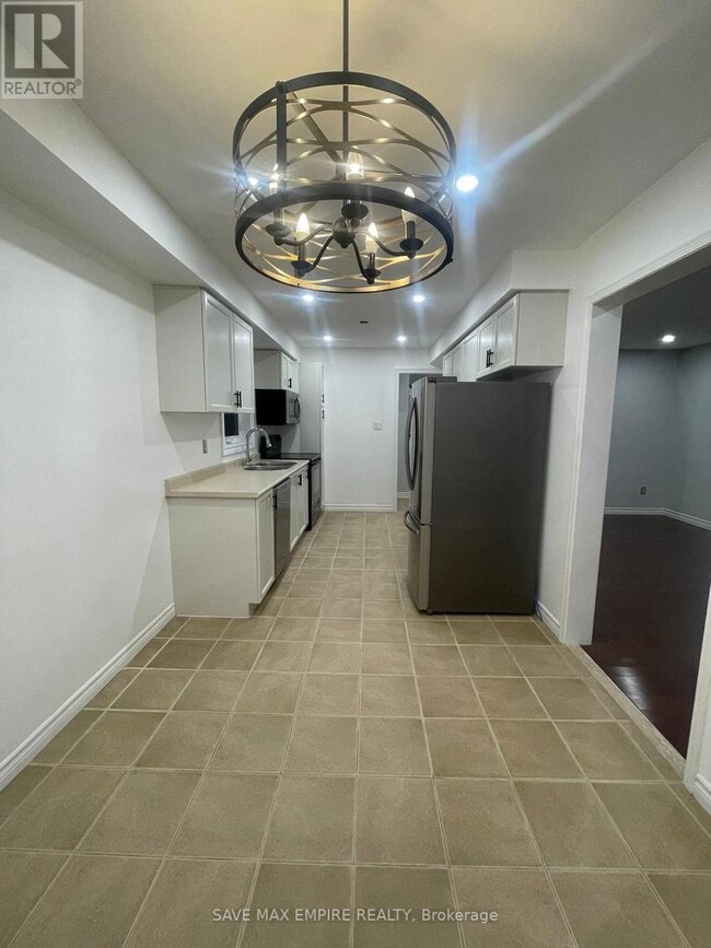 Building Photo - 180 Dusty Ln