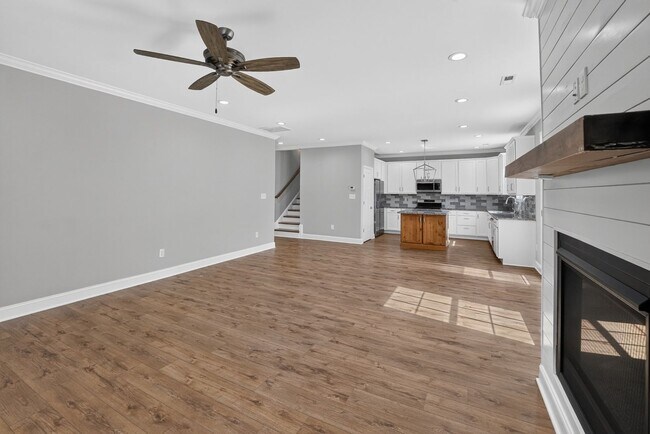 Foto del edificio - 9809 Foot Path Ln